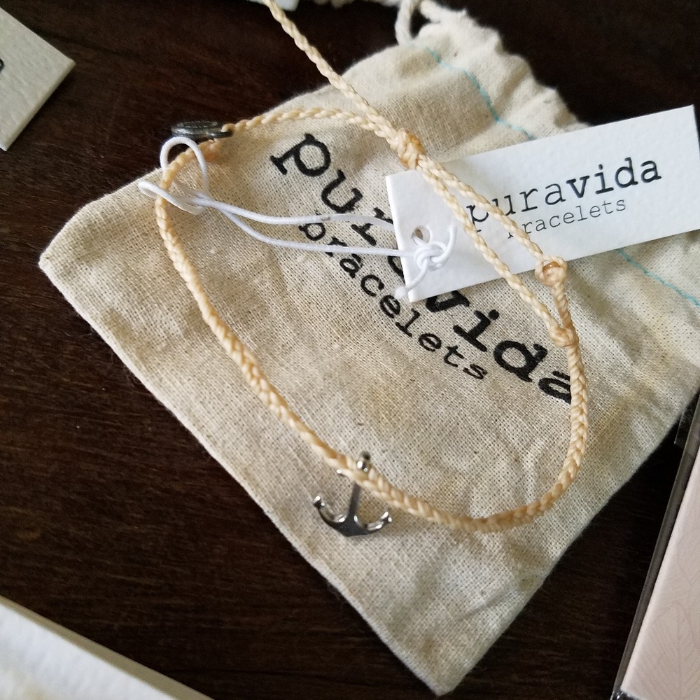 Pura vida bracelets